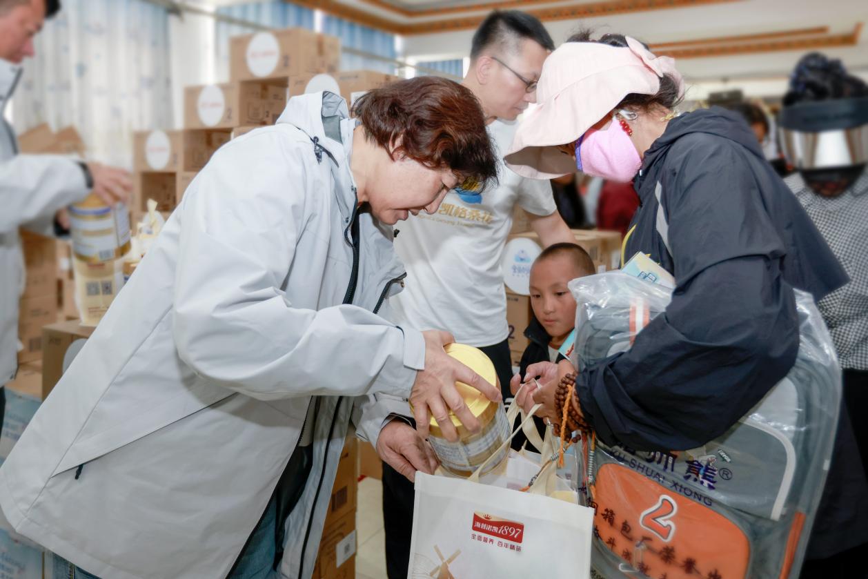 1755596405946143.jpg 1.jpg