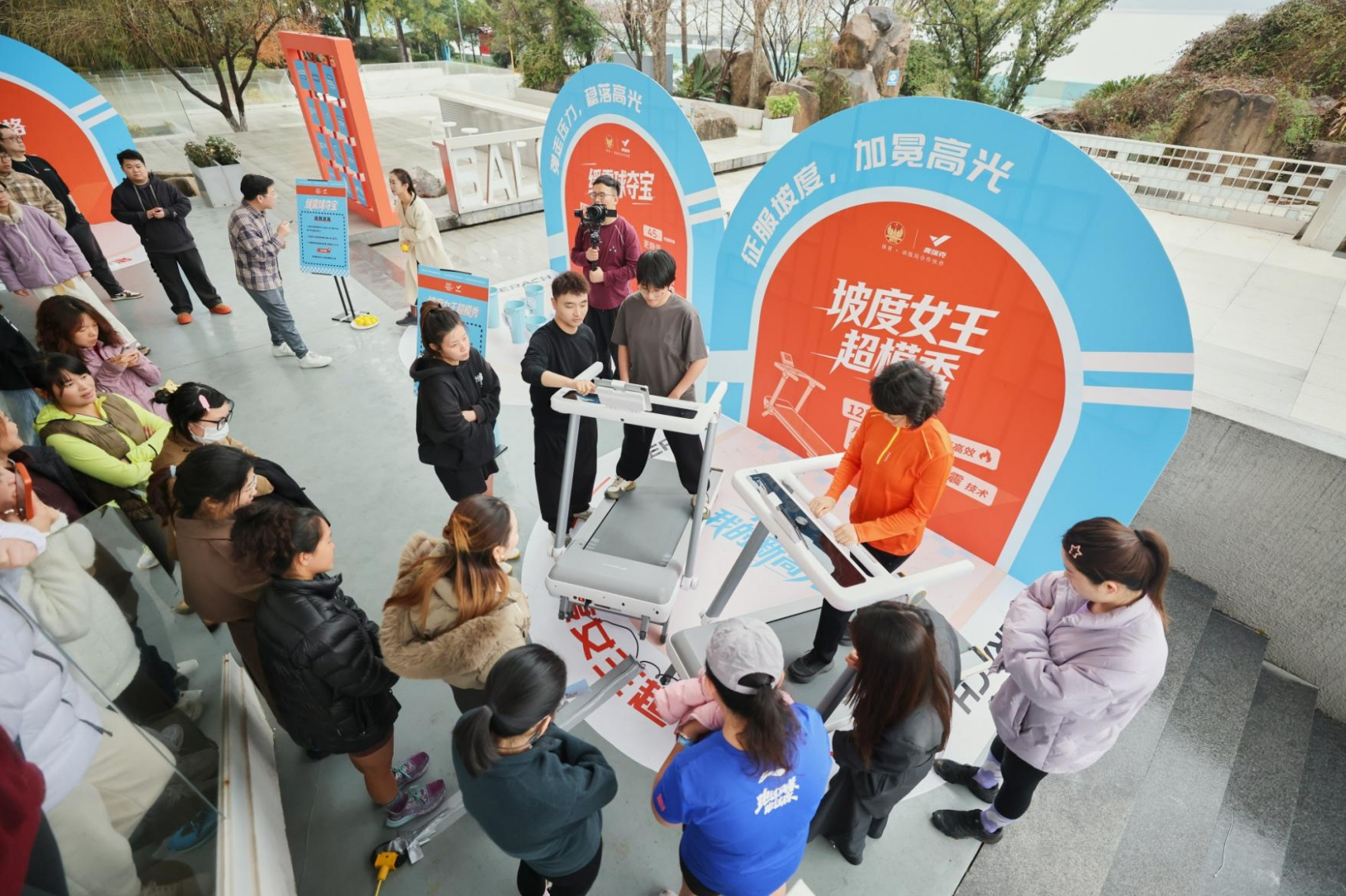 麦瑞克三八节特辑：用”练商“，让“汗水”定义女性“新高光”